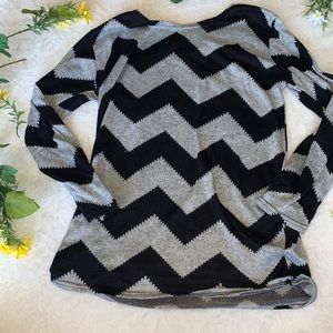 Chevron long sleeve shirt